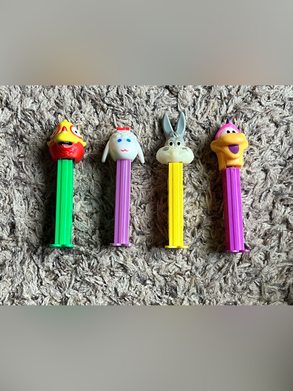 Lot Of 4 Various Vintage Pez Dispensers With Feet